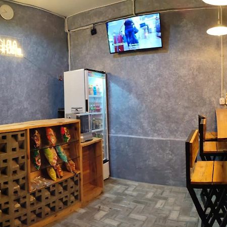 Lala Hostel Банда-Ачех Экстерьер фото