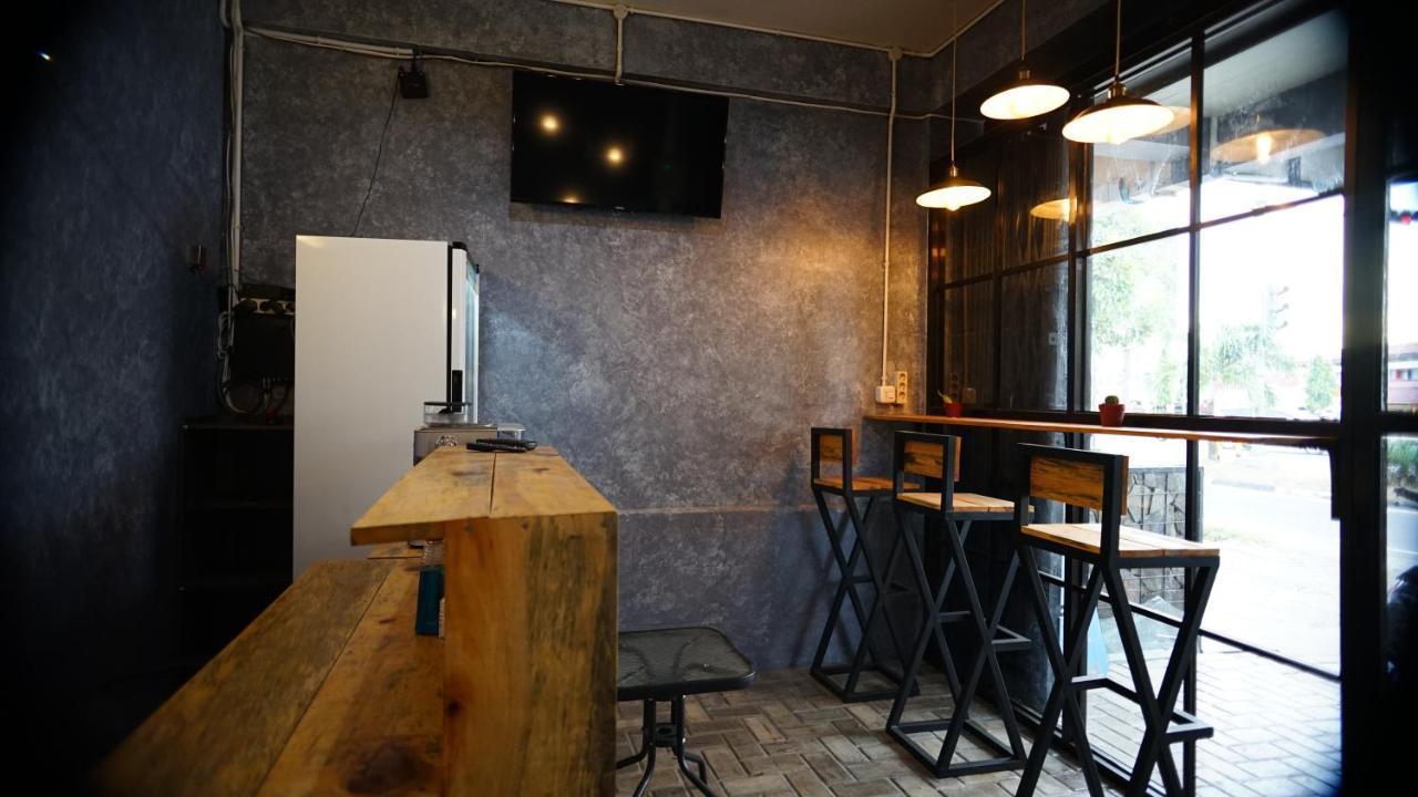 Lala Hostel Банда-Ачех Экстерьер фото